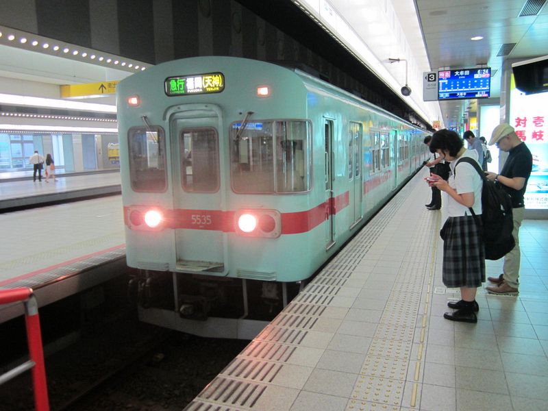 5196　朝の太宰府天満宮