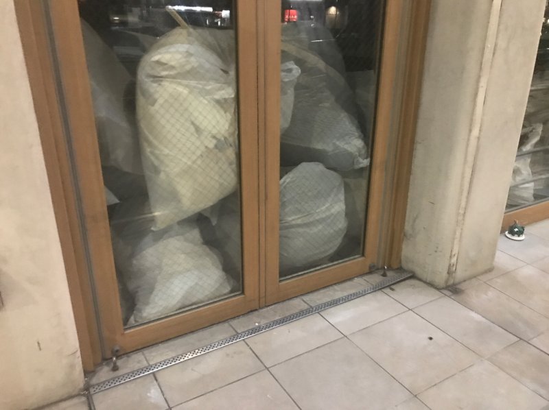 5582　また閉店…