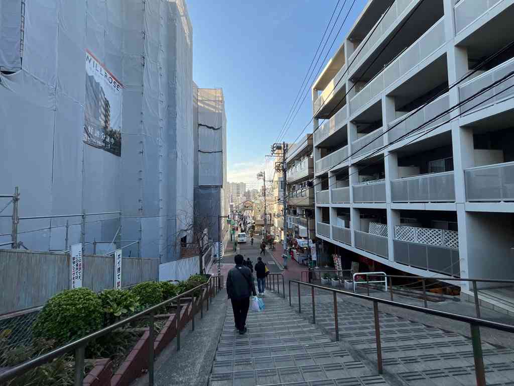 8044　消えた夕やけだんだん